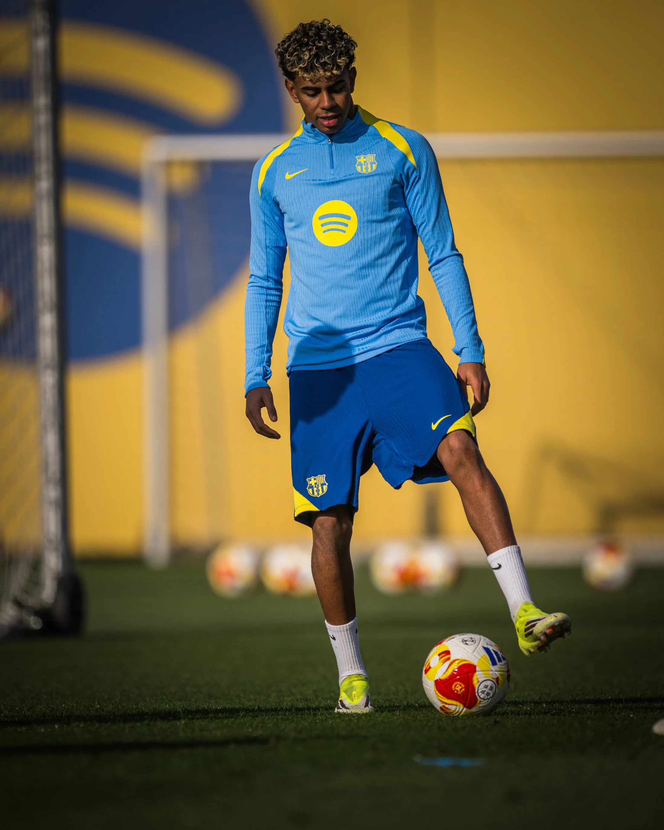 Training sweatshirt FC Barcelona 25/26 Fourth Kit - Player’s Edition