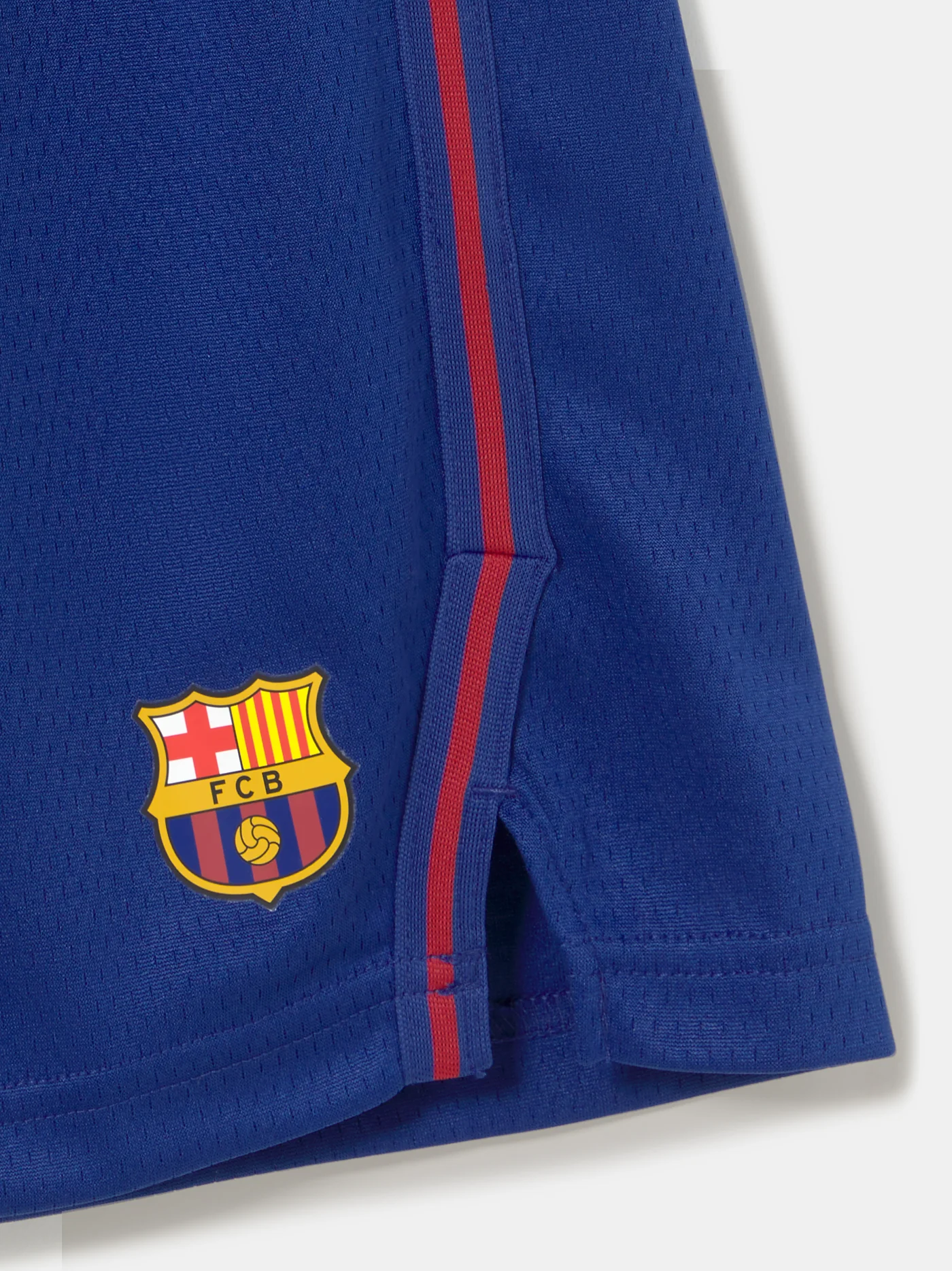 Junior FC Barcelona home kit shorts basketball 25/26 - Image 2