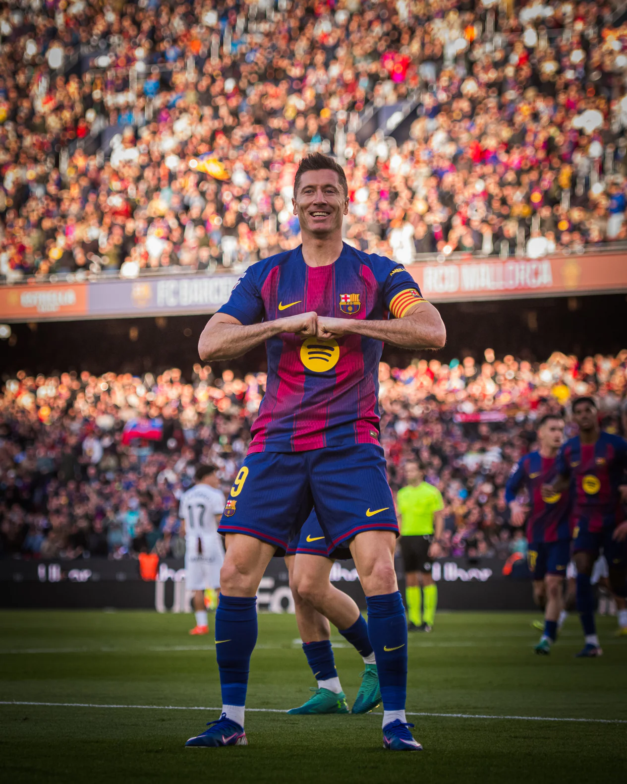 LEWANDOWSKI | La Liga Men's home jersey 25/26 FC Barcelona - Player's Edition - Image 5