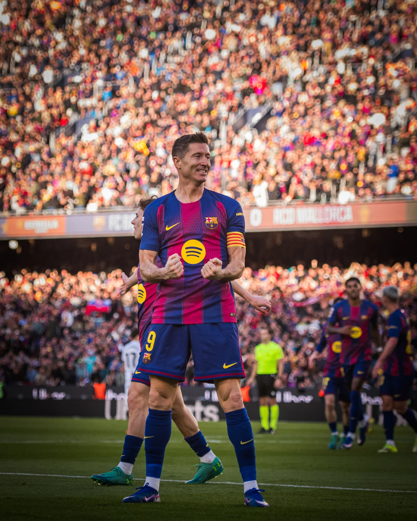 LEWANDOWSKI | La Liga Men's home jersey 25/26 FC Barcelona - Player's Edition - Image 6