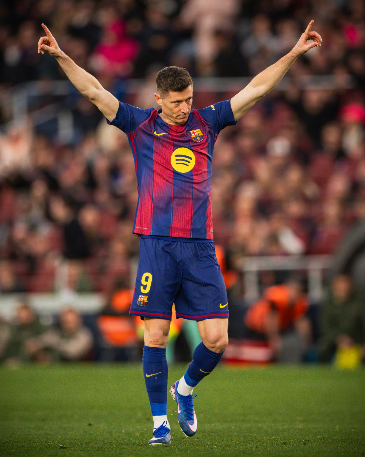 LEWANDOWSKI | La Liga Men's home jersey 25/26 FC Barcelona - Player's Edition - Image 8