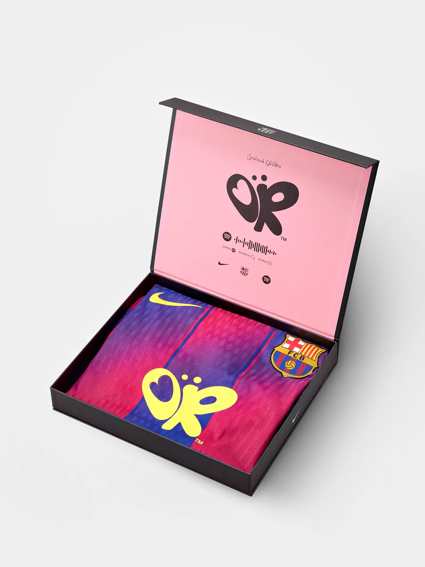 Limited Edition women's shirt FC Barcelona x Olivia Rodrigo 25/26 - Player's Edition - Image 5