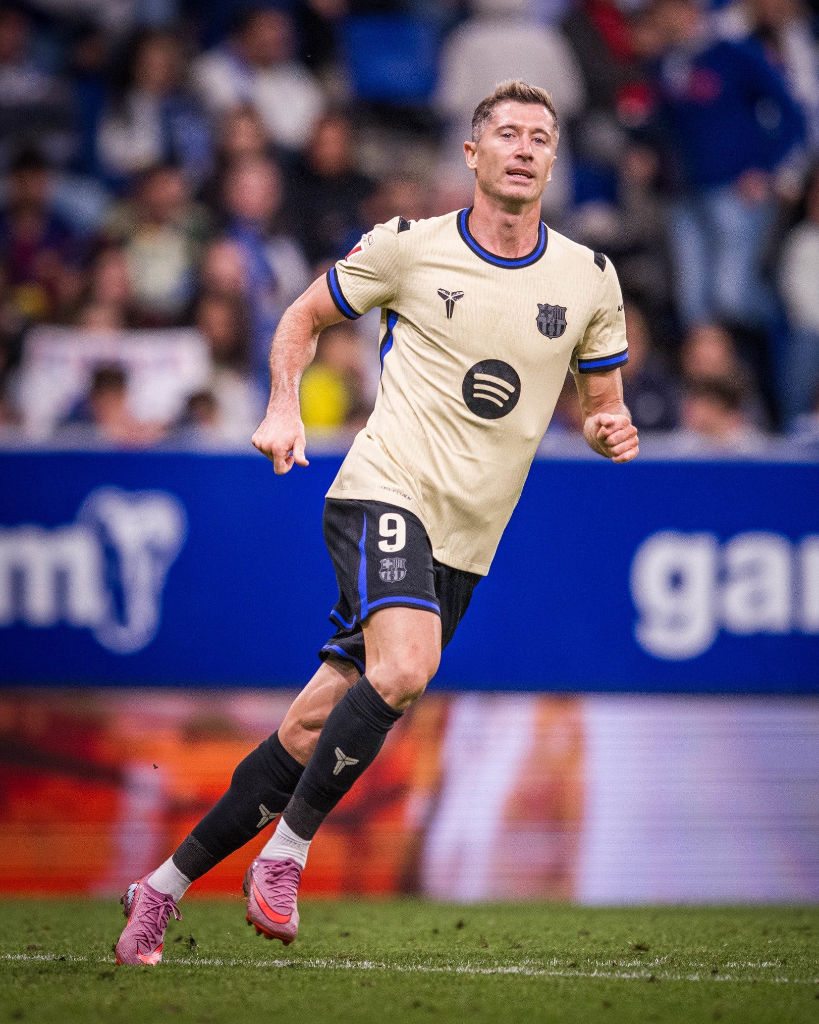 LEWANDOWSKI |La Liga Men's away jersey 25/26 FC Barcelona x Kobe Bryant - Player's Edition - Image 7
