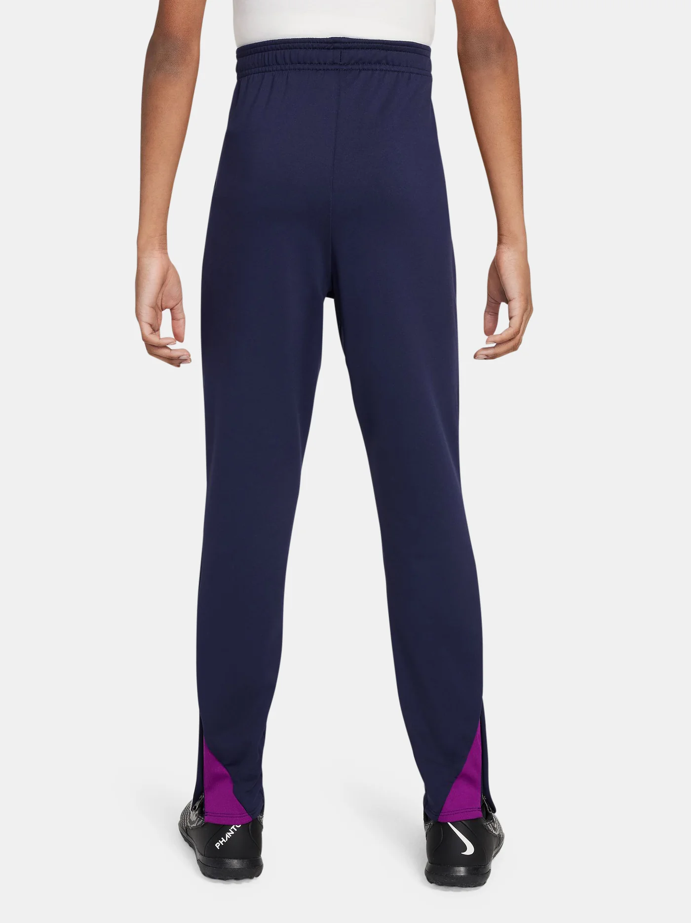 Training pants FC Barcelona 25/26 - Junior - Image 2